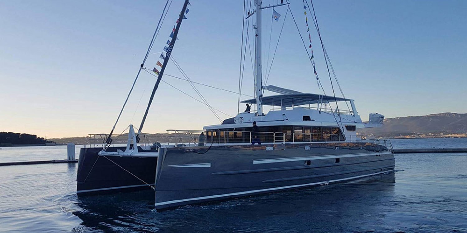 maxi catamaran cannes